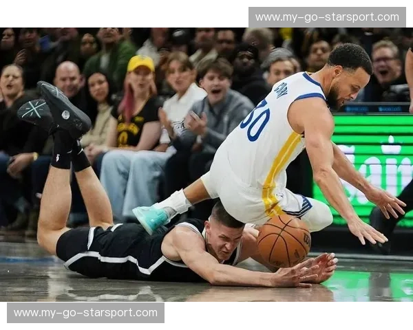 火星撞地球！快船vs勇士集锦：不只是得分，这是顶峰对决的艺术剪辑